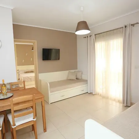 Eleni Apartamento
